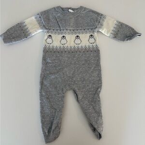 Janie and Jack Gray and Cream Penguin Footie Knit Sweater Romper Sz 6-12 Months